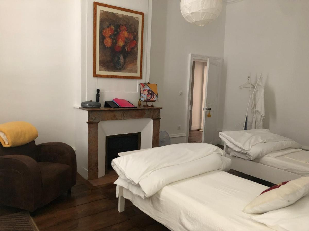 Beautifully Renovated Rooms On Place New York 앙굴렘 외부 사진