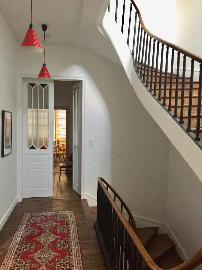 Beautifully Renovated Rooms On Place New York 앙굴렘 외부 사진